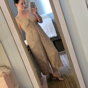 Adorable floral jumpsuit